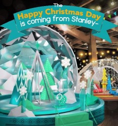 The Happy Christmas Day is coming from Stanley~